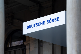 dax-verteidigt-rekordniveau-trotz-politischer-störfeuer