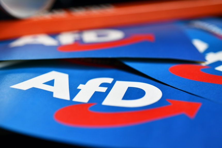 afd-baut-vorsprung-aus-und-erreicht-28-prozent