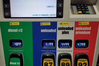 trump-will-spritsteuer-vorläufig-streichen